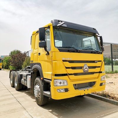 Sinotruk HOWO 6X4 Anhängerkopf Lkw Preise mit 9 Tonnen Vorderachse 6800*2500*3200mm