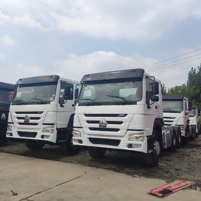 6×4 Antriebsrad HOWO Sinotruk Manual Mann Diesel Traktor Kopf Lkw
