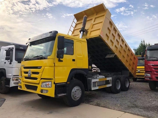 HOWO 6X4 25 Tonnen 30 Tonnen großer Dumpfer mit einem Schlafanlage und 300 L Kraftstoffbehälter
