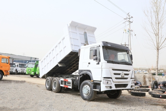 Benutzerdefinierte Anforderung Sinotruck HOWO 6X4 Gebraucht-Dump Truck in Botswana mit Anpassung