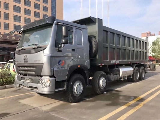 ISO-zertifizierter 12-Rad 8X4 Sinotruck 40 Kubikmeter Tipper Truck mit Vorderachse Hf9