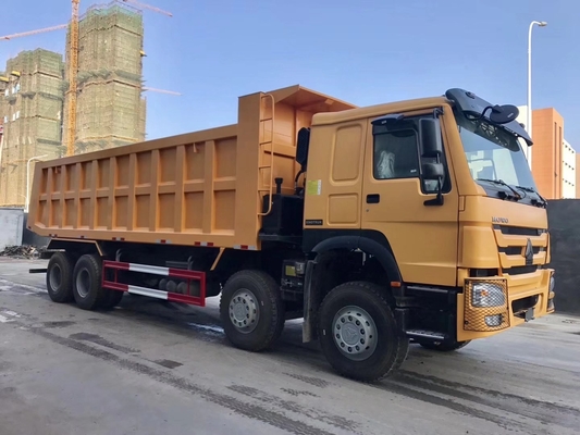 ISO-zertifizierter 12-Rad 8X4 Sinotruck 40 Kubikmeter Tipper Truck mit Vorderachse Hf9
