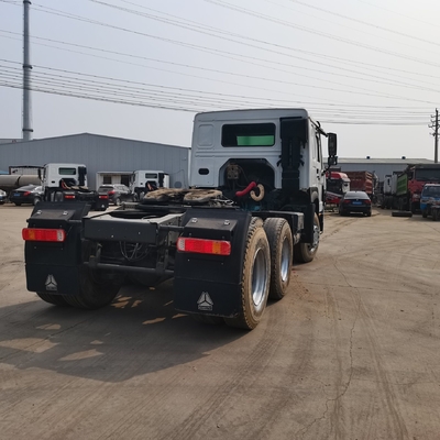 6X4 HOWO Road Man Traktor Kopf Lkw für Afrika 2016 Jahr Cummins Isme 420 Motor