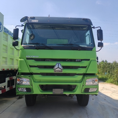 15 Tonnen schwerer Kipper-Lkw in Sinotruk Angola mit Radialreifenkonstruktion und Motorkapazität&gt; 8L