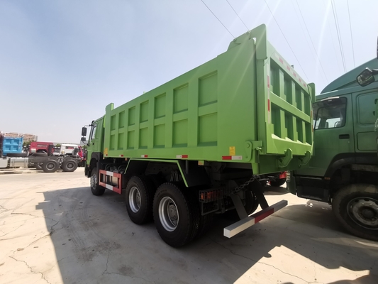 15 Tonnen schwerer Kipper-Lkw in Sinotruk Angola mit Radialreifenkonstruktion und Motorkapazität&gt; 8L