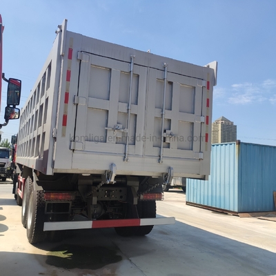 Radiale Reifenkonstruktion 41-50 t Ladekapazität Sinotruk HOWO 8X4 40 Tonnen Dump Truck in Pakistan