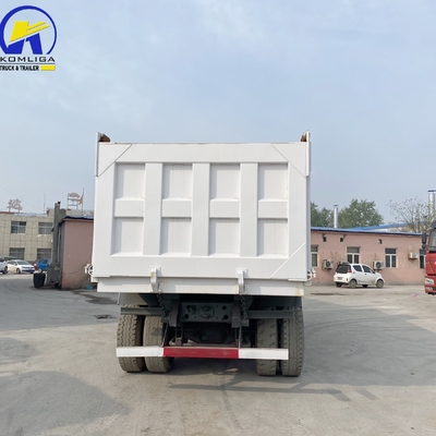 6X4 Gebraucht Sinotruk HOWO Dump Truck / Tipper 371HP 375HP mit einer Schlafkabine und Klimaanlage