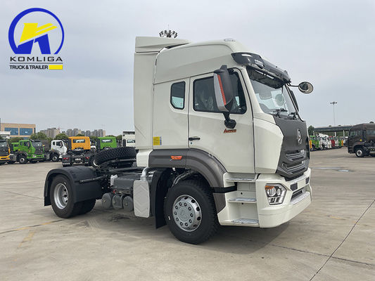 Sinotruk HOWO 4X2 4X4 Prime Mover 6Räder Halbanhänger Traktorkopf Lkw mit Reifen