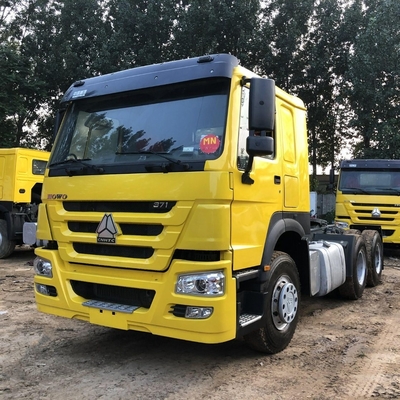 Sinotruk HOWO Traktorkopftruck für Anhänger mit Motor &gt; 8 L Traktionsbasis