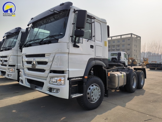 Radial Reifen Design Sinotruk HOWO 6X4 420PS Traktor Lkw Kopf mit 50 /90 Traktionsbasis
