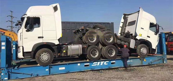6X4 Sinotruk HOWO Traktor-Lkw-Kopf mit 400L Aluminium-Öltanker
