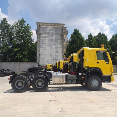 Sinotruk HOWO 3 Achsen Traktor Lkw Turm Lkw für 21-30t Lastkapazität Euro2 Emission