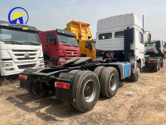 Shacman 6X4 Traktor Anhänger Kopftruck mit Hinterachse Mann 16 Tonnen Zwei-Stufen-Reduktionsgetriebe