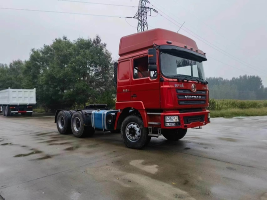Shacman 6X4 Schwerlastwagen &gt; 8L Motorkapazität Mann 7,5 Tonnen Vorderachse / zum Anhänger verwendet