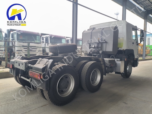 Schwerlastwagen HOWO 6X4 10 Räder Gebraucht Prime Mover Traktor Kopf LKW mit Anpassung