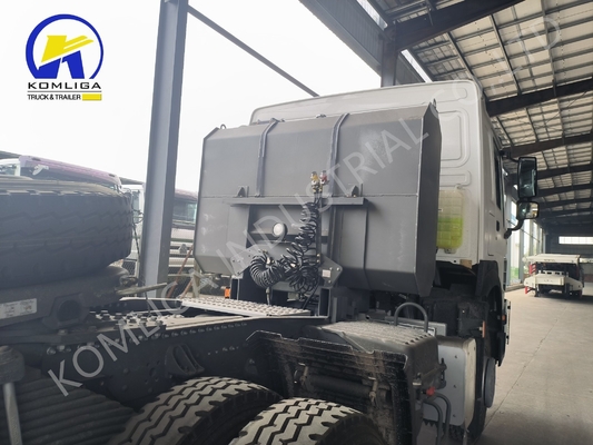 Schwerlastwagen HOWO 6X4 10 Räder Gebraucht Prime Mover Traktor Kopf LKW mit Anpassung