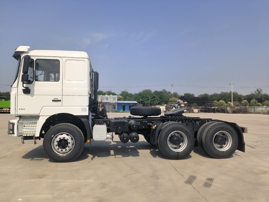 Zf Steering Shacman 6X4 10räder 30t Traktor-Lkw mit 400L Aluminium-Öl-Tanker nach Afrika