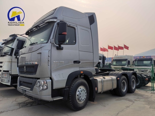 Sinotruk HOWO LKW 6X4 10Räder Gebrauchttraktor LKW mit 400L Aluminiumöltanker