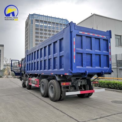 12-Rad-Dump-Truck HOWO-Tipper-Truck mit Vorderaufzug 8500*2500*3400mm Sitzplätze ≤5