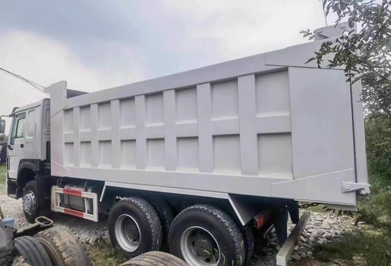 Gebraucht HOWO Kipper Truck in gutem Zustand 6×4 Antriebsrad Zf8118 Lenksystem