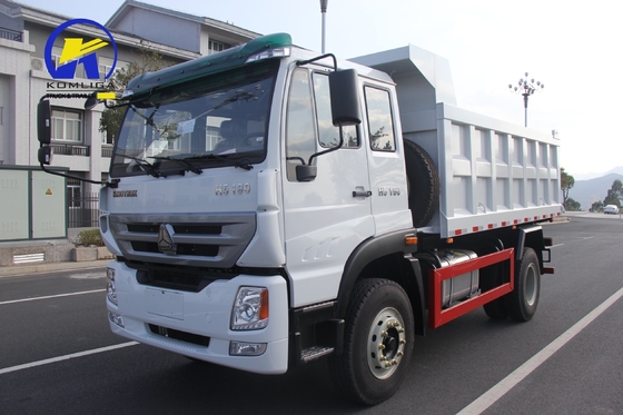 Radial Reifen Design HOWO Traktor Lkw Sinotruk Schwerlast 6X4 Anhänger Kopf Lkw mit 1