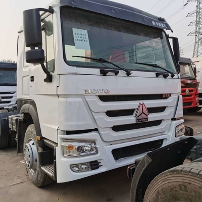Gebraucht Sinotruk HOWO 6*4 10 Räder Traktor Kopf Lkw mit 40-60 Tonnen Ladekapazität