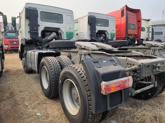 Hochlastkapazität 21-30 t Sinotruk HOWO Traktor Tipper Truck D12.42-20 Motor 6X4
