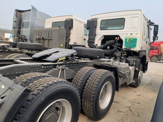 Sinotruk HOWO 6X4 Traktor-Tipper-Lkw mit 10 Rädern und 3,08 Geschwindigkeitsverhältnis im besten Fall