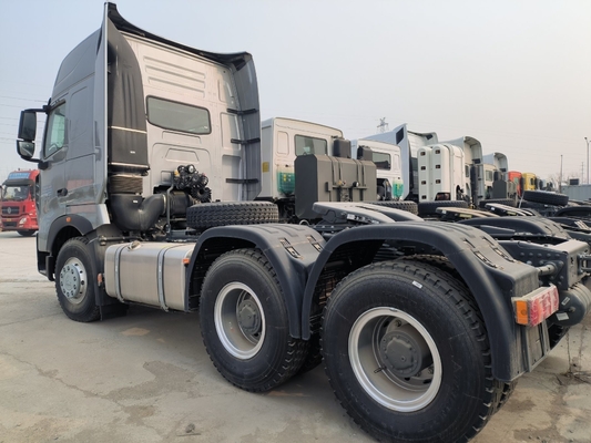 Gebraucht Sinotruk HOWO Traktor Anhängerkopf 6X4 Traktor Lkw mit Hw19710 Getriebe