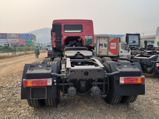 Sinotruk HOWO 6X4 Traktorwagen mit 10 Räder Anhängerkopf und D12.42-20 Motor