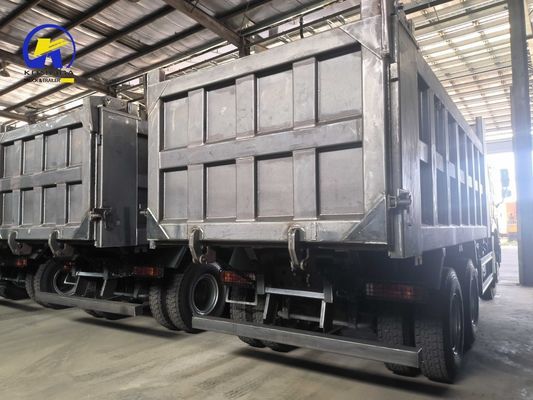21-30 t Lastkapazität 8500*2500*3400 mm Sinotruk HOWO 6X4 Abstoß-/Abstoßfahrzeug für Afria