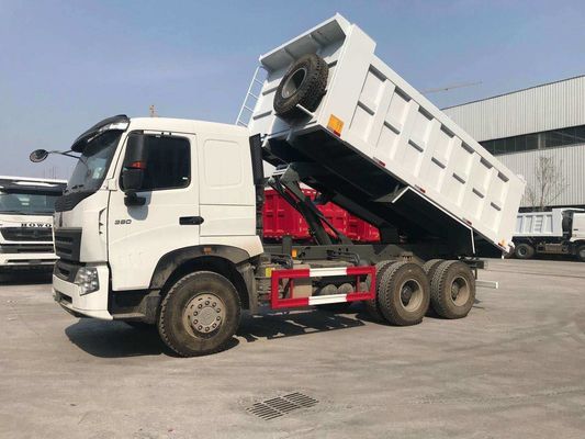 HOWO Schwerlastfahrzeug mit 10 Rädern 6X4 Dumper Truck Tipper Truck mit einem Schläfer und Klimaanlage
