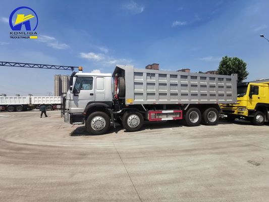 Sinotruck HOWO 8X4 Dumping Truck 12-Räder Euro2/3 Schwerlastfahrzeug in Reifen 10 1 Ersatzteil