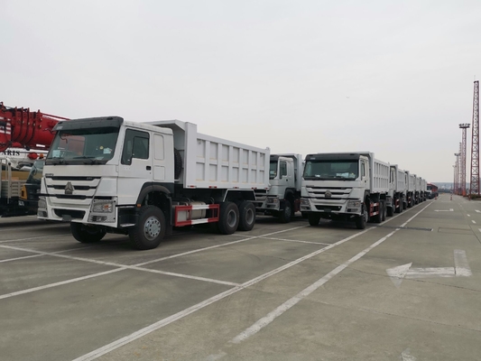 1200r20 Radiale Reifen Sinotruk HOWO 6X4 Kipper Truck mit 400 PS, 420 PS, 375 PS und ≤5 Sitzen