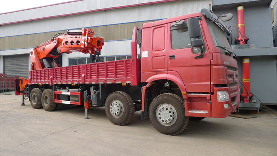 Vielseitiger Sinotruk HOWO 6X4 Dump Truck mit Kranmotor Wd615.47.D12.42 und Sitze ≤ 5
