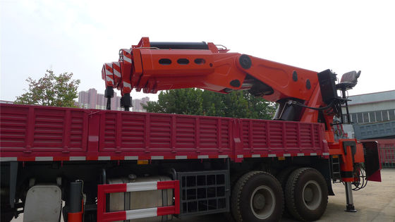 Vielseitiger Sinotruk HOWO 6X4 Dump Truck mit Kranmotor Wd615.47.D12.42 und Sitze ≤ 5