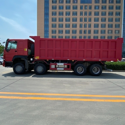 Sinitruk HOWO Schwerlastwagen 8X4 Tipper Truck 351-450 PS Ein Schlafsack mit Klimaanlage