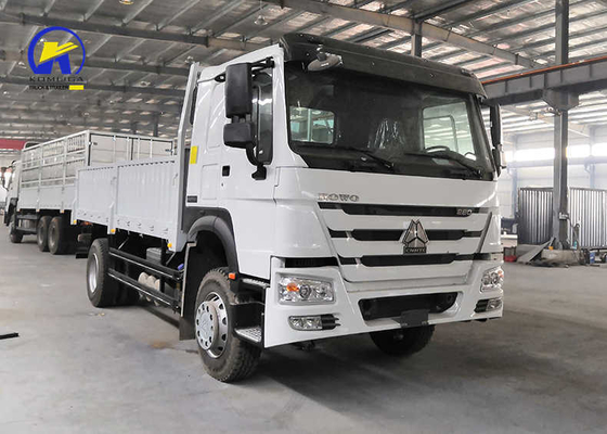 Gebraucht Sinotruk HOWO 4X2 6 Räder Leichtlastwagen für Dieselmotor Modell Yn4102qbzl