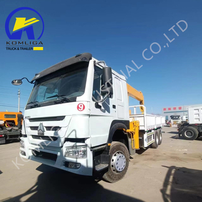 Gebrauchtes 6X4 Sinotruk HOWO LKW mit angebrachten Kran in gutem Zustand und erschwinglich