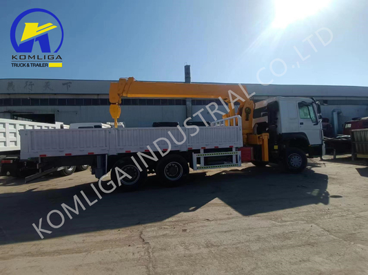 Gebrauchtes 6X4 Sinotruk HOWO LKW mit angebrachten Kran in gutem Zustand und erschwinglich