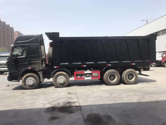 Gebrauchtes Sinotruk 8X4 12 Räder 50 Tonnen HOWO Kipper Dump Truck mit hydraulischem Vorderaufzug