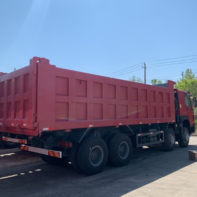Second Hand Sinotruk 8X4 12 Räder HOWO Tipper Gebraucht-Dump Truck mit einem Schläfer und A / C