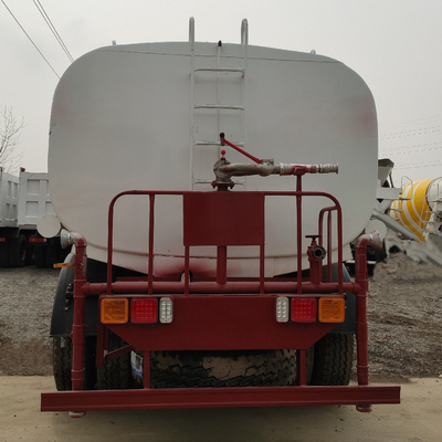 Sino Sinotruck HOWO 6X4 Wassertankschiff für Dieselkraftstoff mit einer Kapazität von 20000/30000L