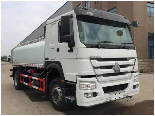 SINOTRUK HOWO 6X4 Kraftstoffbehälter 20m3 25m3 375 PS 371 PS Wd615.69 Kraftstoffbehälter&gt; 8L