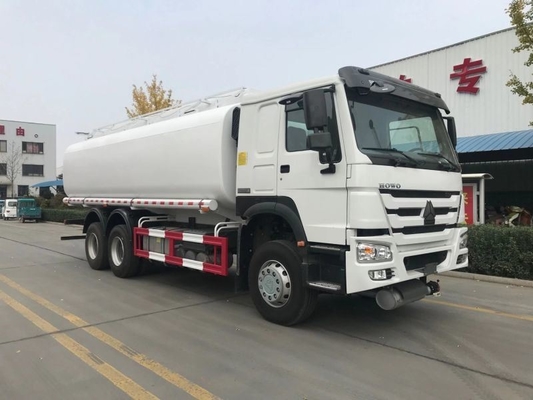 3000 Gallonen 5000 Gallonen 4X2 Kraftstofffahrzeug 6 Räder Öl Tankwagen Lkw mit Zf8118 Lenkung