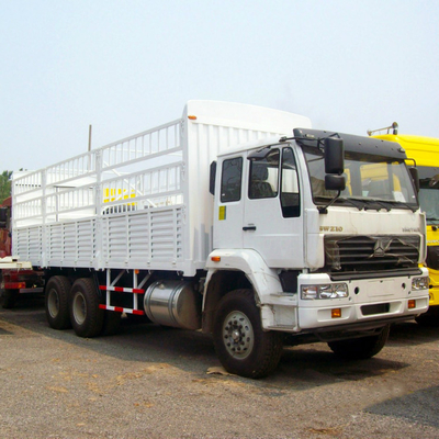 Sinotruck 6X4 Motorkapazität&gt;8L 371PS 30 Tonnen HOWO 10 Radlastwagen Anpassung