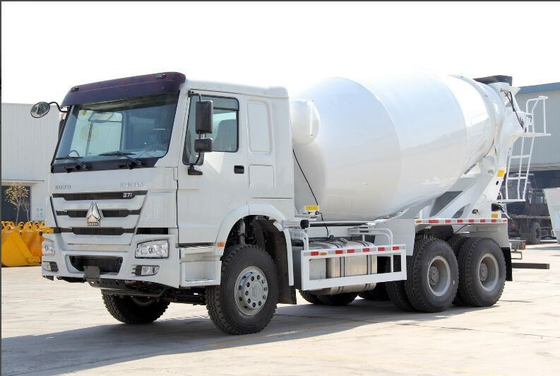 5600X2300X1500 Betonmischfahrzeug mit Eimergröße mit Zf8118 Lenksystem