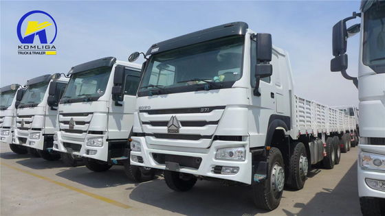 Sinotruck HOWO76 8X4 12 Räder Lastwagen mit Ladekapazität von 20-60 Tonnen