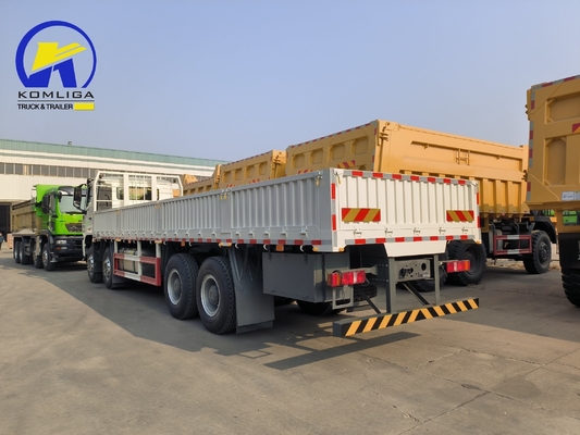 Sinotruck HOWO76 8X4 12 Räder Lastwagen mit Ladekapazität von 20-60 Tonnen