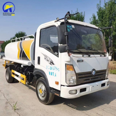 Sinotruk HOWO 4X2/6X4/8X4 Wassertankschiff 20cbm mit Kabine und Motor &gt; 8L